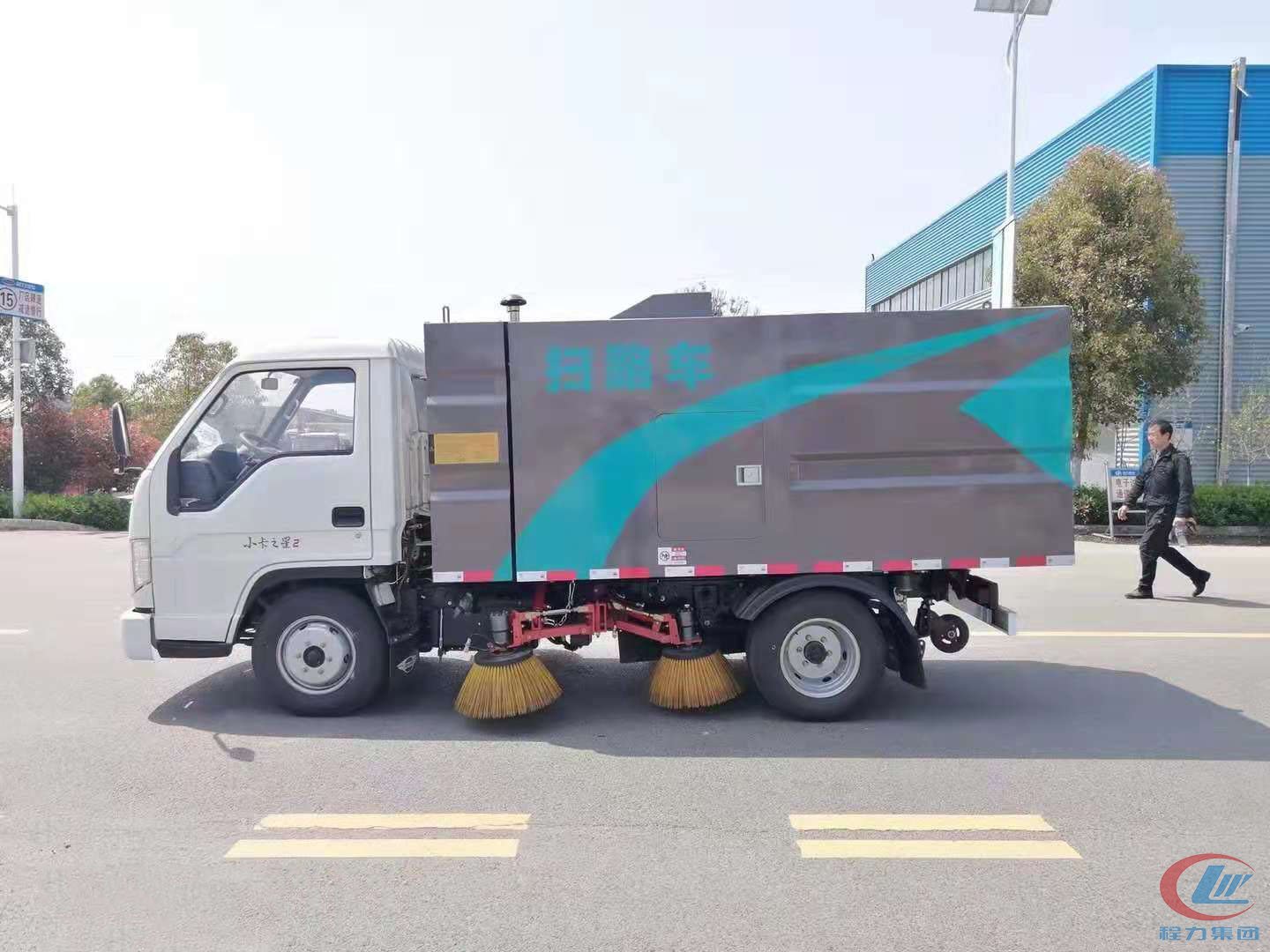 福田小卡之星2掃路車(chē)