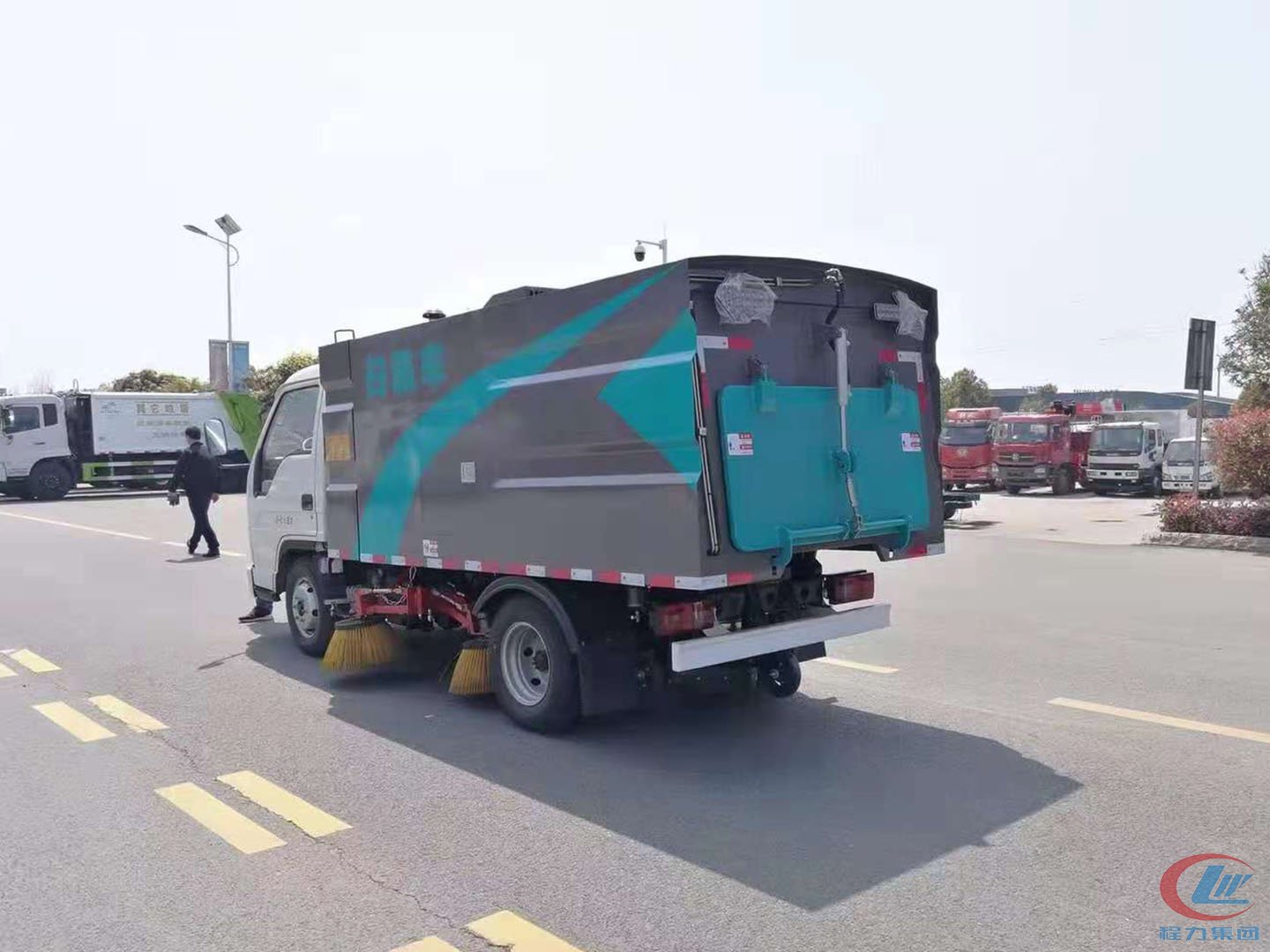 福田小卡之星2掃路車(chē)