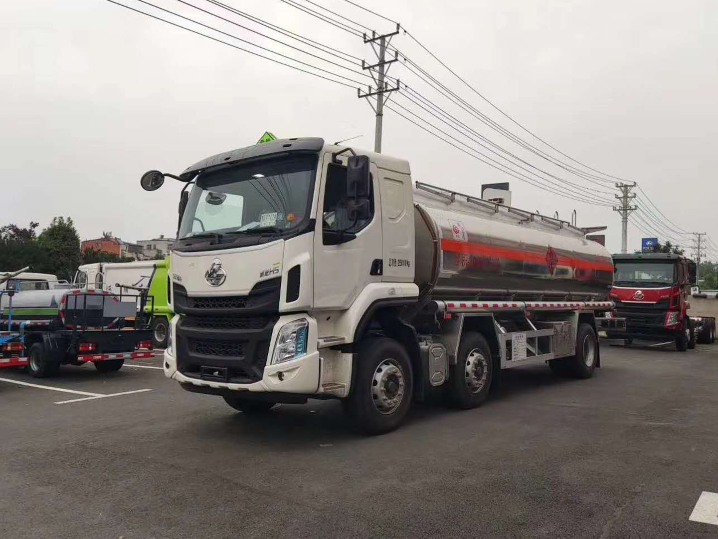 國六東風(fēng)柳汽乘龍鋁合金運油車