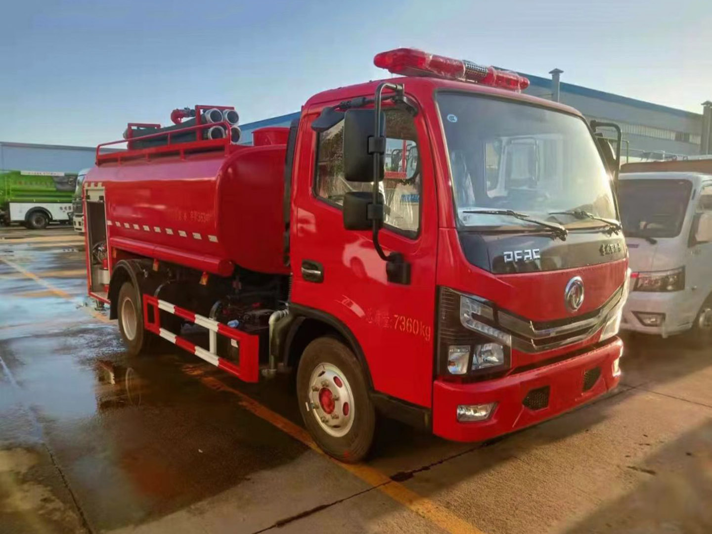 國(guó)六東風(fēng)多利卡D6消防灑水車(chē)