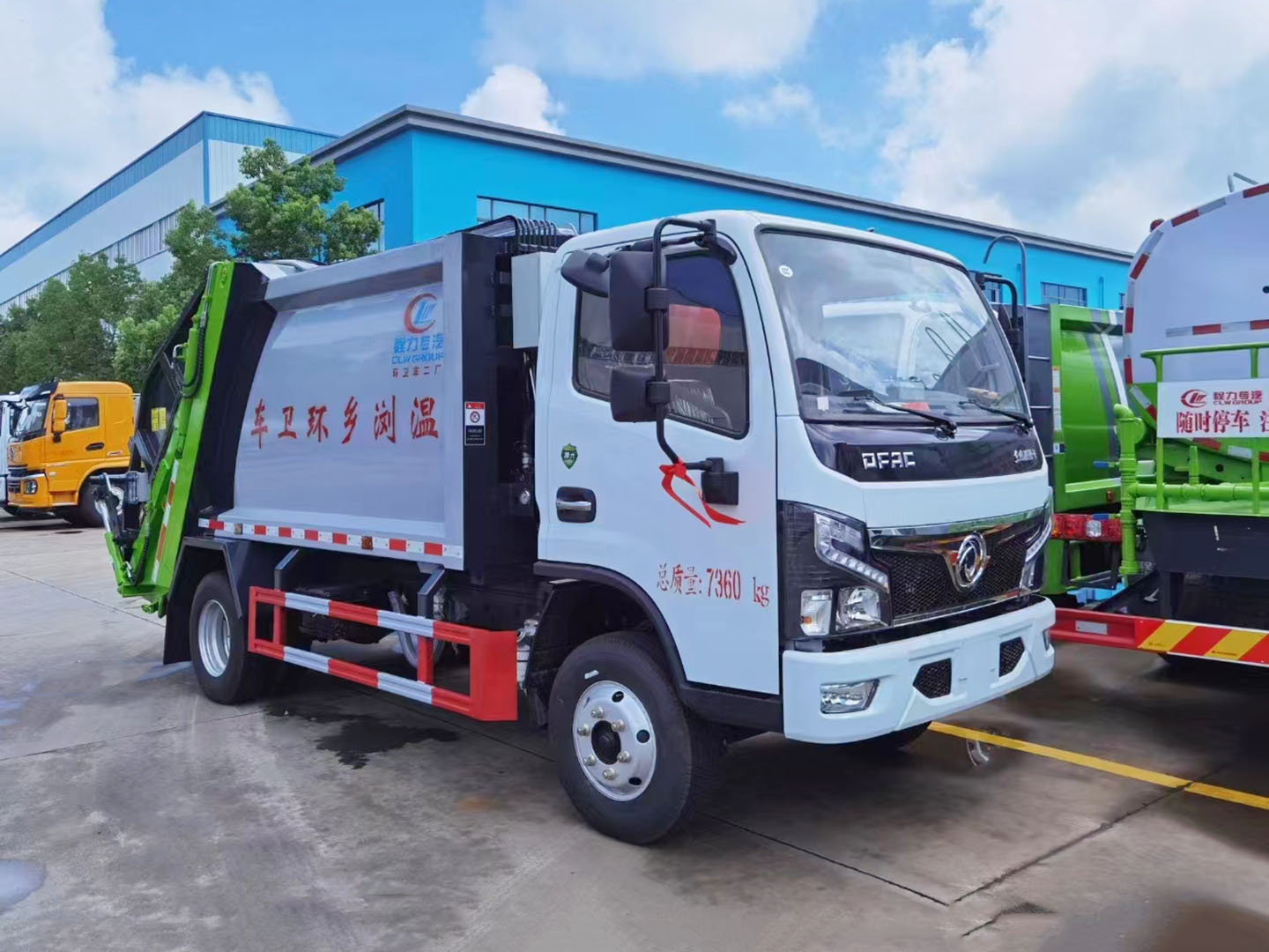 東風(fēng)福瑞卡壓縮式垃圾車(chē)
