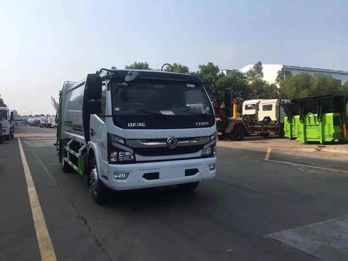 東風(fēng)凱普特K7壓縮垃圾車(chē)