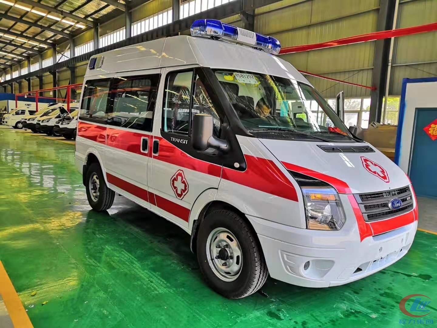 程力集團福特新世代V348監(jiān)護型/運轉(zhuǎn)型救護車